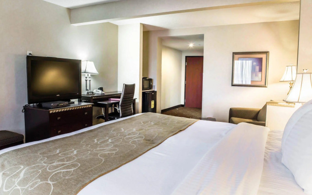Fairfield Inn & Suites by Marriott Greensboro Coliseum Area