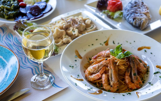 Venus Beach Bungalows Hotel