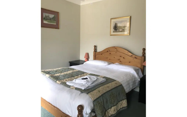 Lakeside Lodge Golf and Country Club