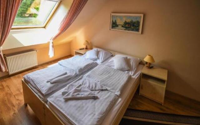 Kompleks Wypoczynkowo-Konferencyjny Mazur-Syrenka