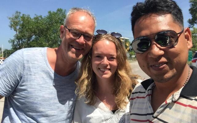 You In House URT Surathani Airport