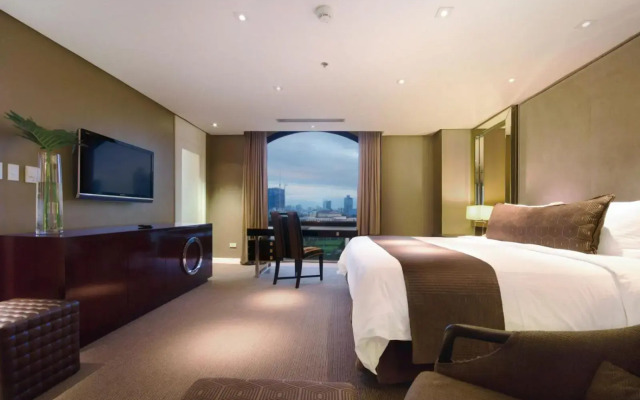 The Bayleaf Intramuros Hotel