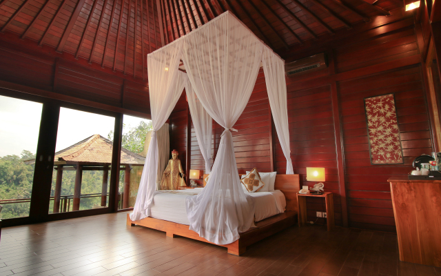 Kupu Kupu Barong Villas and Tree Spa by L'OCCITANE