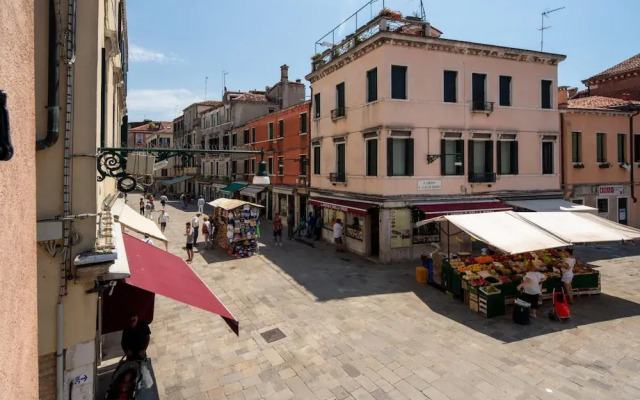 Herion Palace Apt 2 by Wonderful Italy