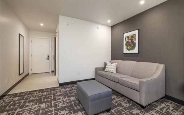 Quality Inn & Suites Montclair