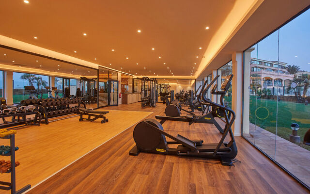 Gran Hotel Atlantis Bahia Real G.L.