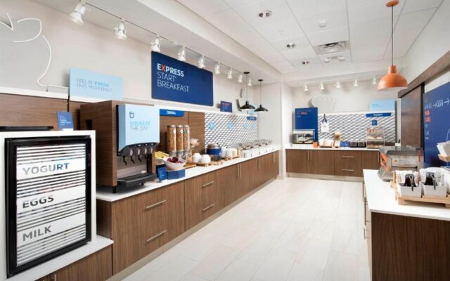 Holiday Inn Express & Suites Nokomis Sarasota South by IHG