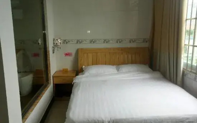 Huandao Holiday Hotel