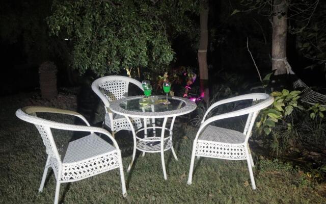 Jungle Safari Resort & Holiday Villa