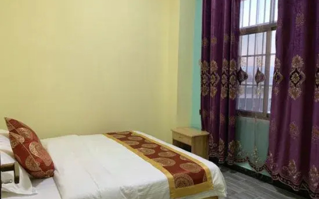 Ruili Zhuyunxuan Apartment