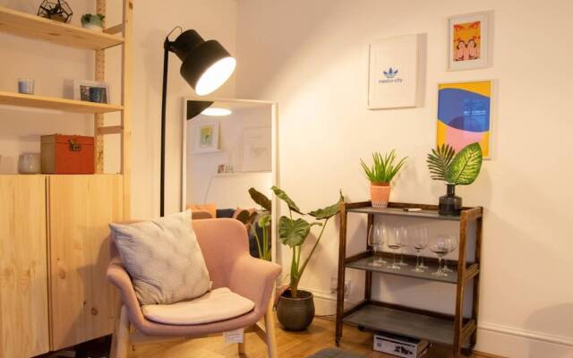 Charming 1 Bedroom Flat With Patio In Hackney