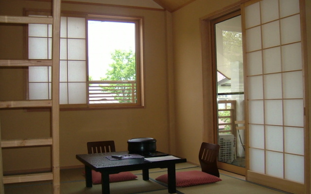 Hakuba Ryokan MINAMIYA & Cat Cafe MINAMIYA