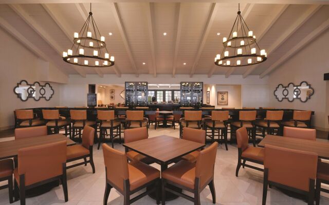 Embassy Suites by Hilton Scottsdale Resort