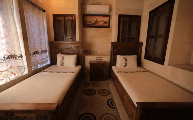 Nahrin Hotel & Art