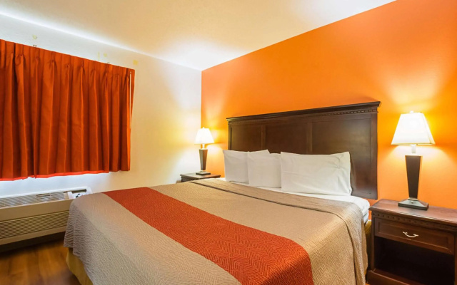 Motel 6 Waterloo, IA - Crossroads Mall - Cedar Falls