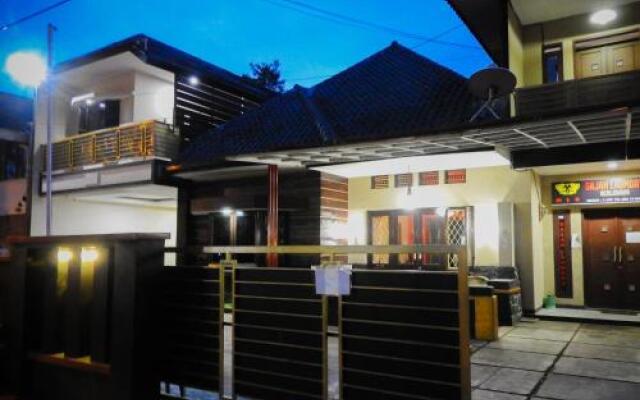 Rumah Wayang Guest House