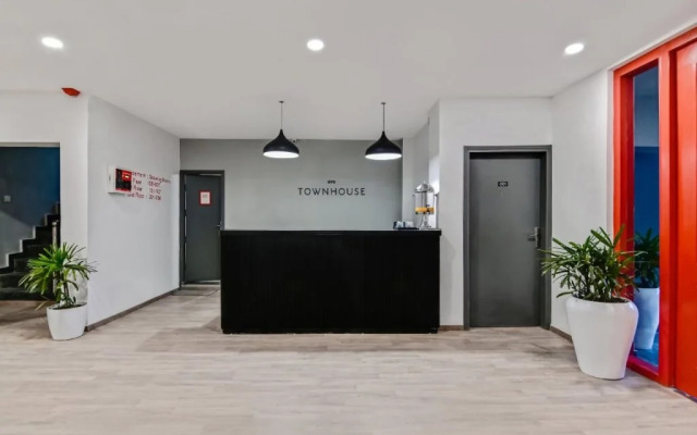 Hotel Indiana By OYO Rooms