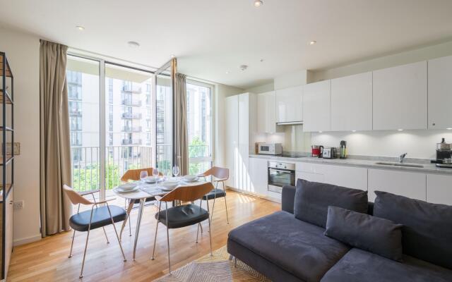 Deluxe East London Home in the Olympic Village