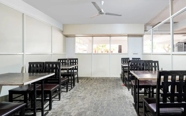 FabHotel Atithi Residency