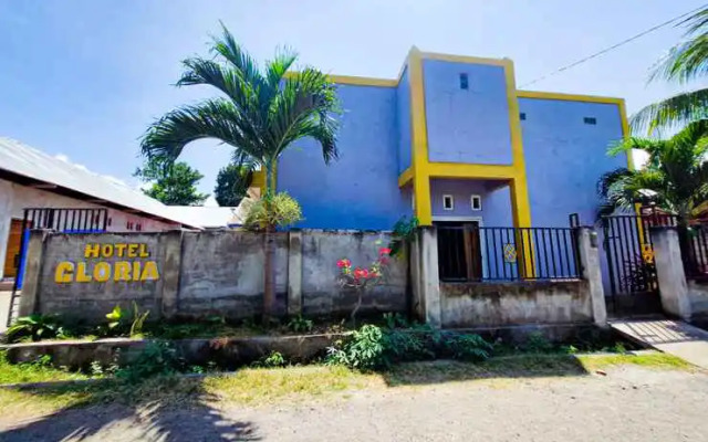 RedDoorz @ Hotel Gloria Borong Labuan Bajo