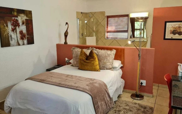 St Michelle Guest Lodge