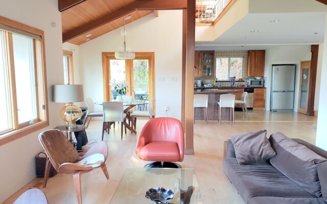 Chic & Exclusive Home