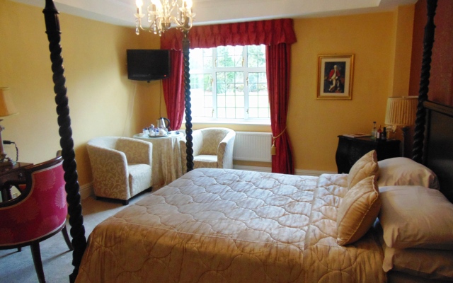 Nuthurst Grange Country House Hotel