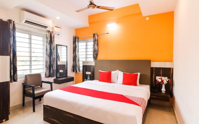 OYO 48653 M M Park Inn