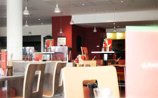 ibis Istres Trigance