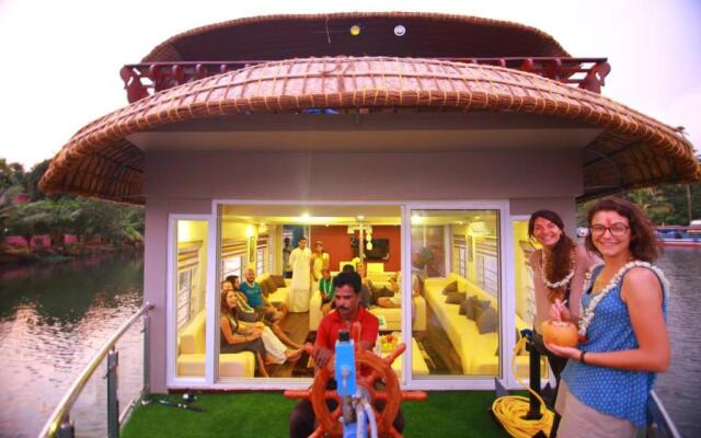 Indiavacationz Houseboats
