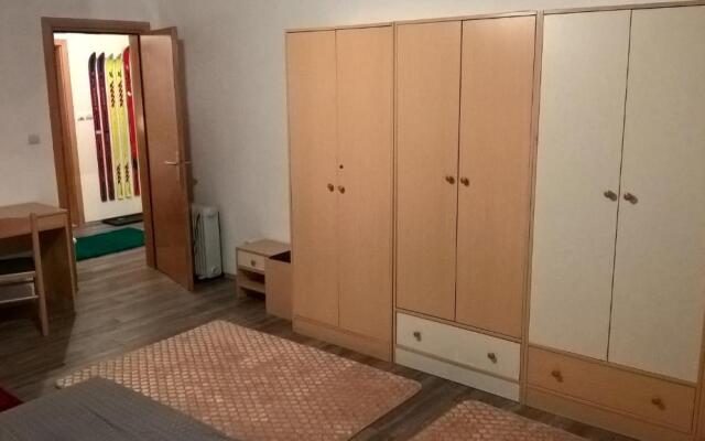 Apartman-Vila Nikola, zovi 064jedansedamdvatridevetnulatri