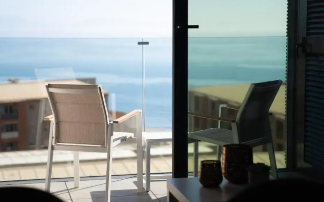 E1 Suites & Spa