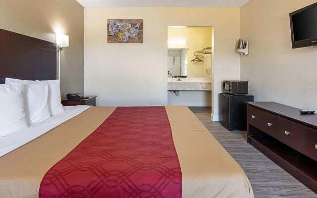 Red Roof Inn LaGrange