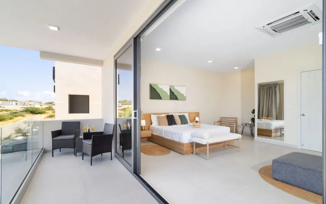 High-end Villa Walk to Beach Pool Ocean View