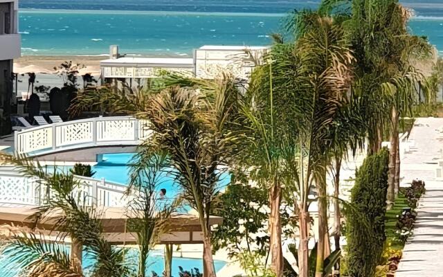 Fanadir Bay Suites&Beach Resort
