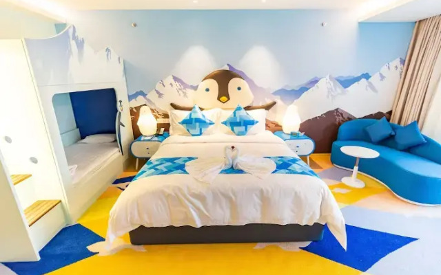 Shanghai Haichang Ocean Park Theme Resort Hotel