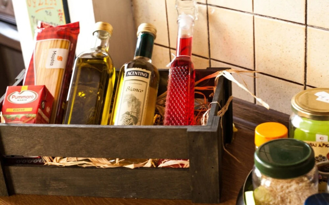 Families 2BM Flat 7'Metro Balcony