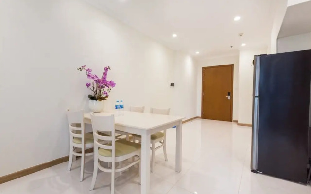 Luxury Landmark - Linh's Apartment
