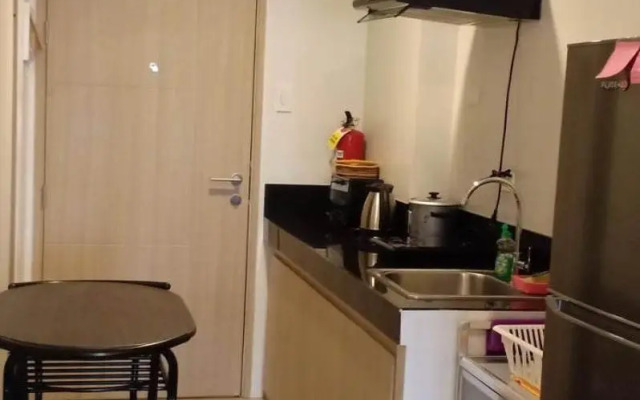 Family freindly 2 bedroom condo at Vine Residences