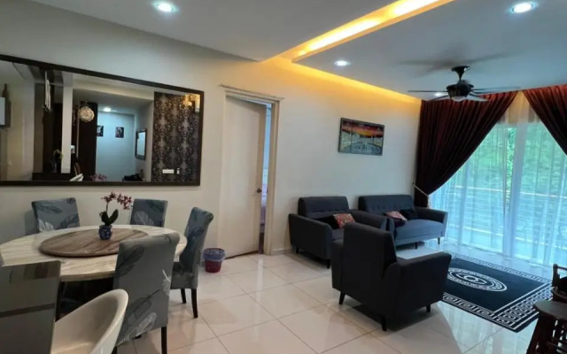 The Haven Lakeside Residence by Quadvanos