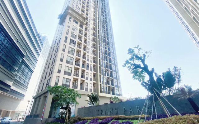 Good Deal And Elegant Studio Transpark Cibubur Apartment