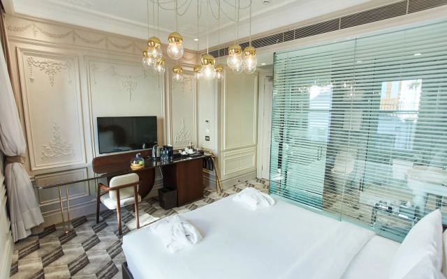 The House Hotel Bosphorus