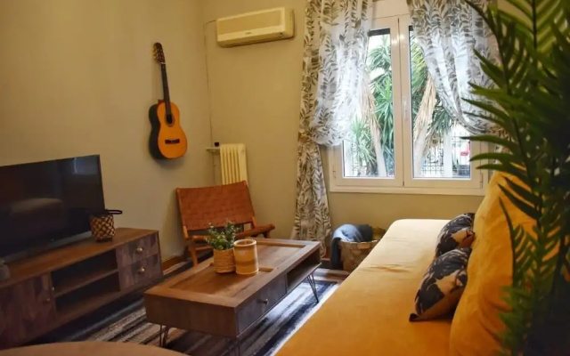 Vintage Apartment
