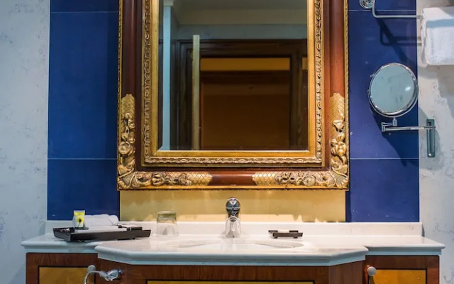 Al Raha Beach Hotel Villas
