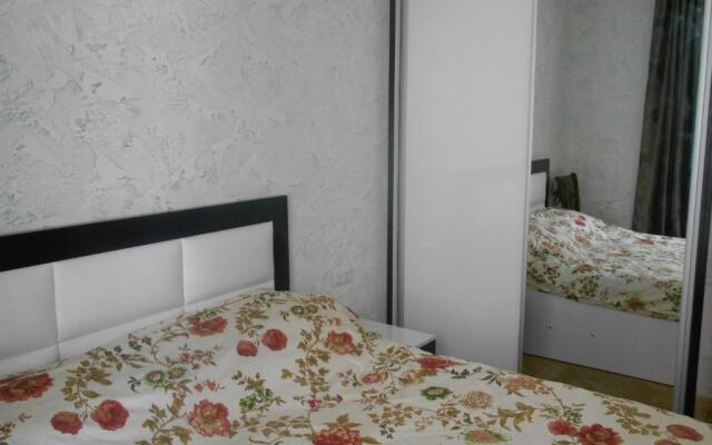 Apartment On Gorgiladze 28