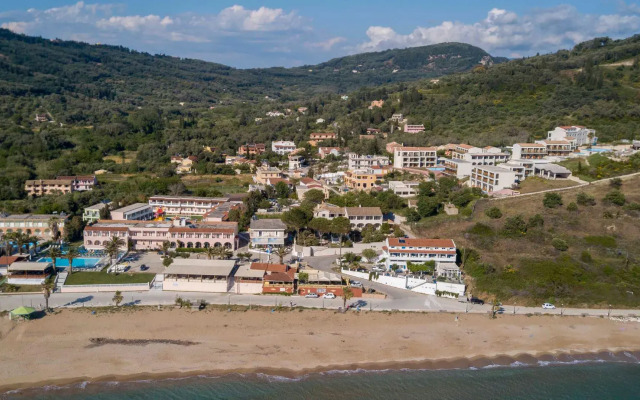 Azure Mare Studios by Hotelius