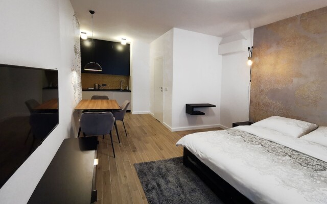 Come&Stay apartments Wola