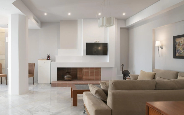 Macaris Suites and SPA
