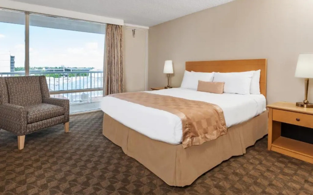 Ramada Edmonton Hotel & Conference Centre