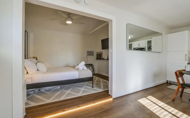 Charming Chandler Retreat w/ Furnished Patio!